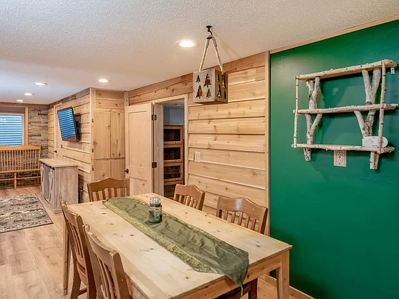 2ae01d671974610f26c154edc0af320d-cc_ft_576