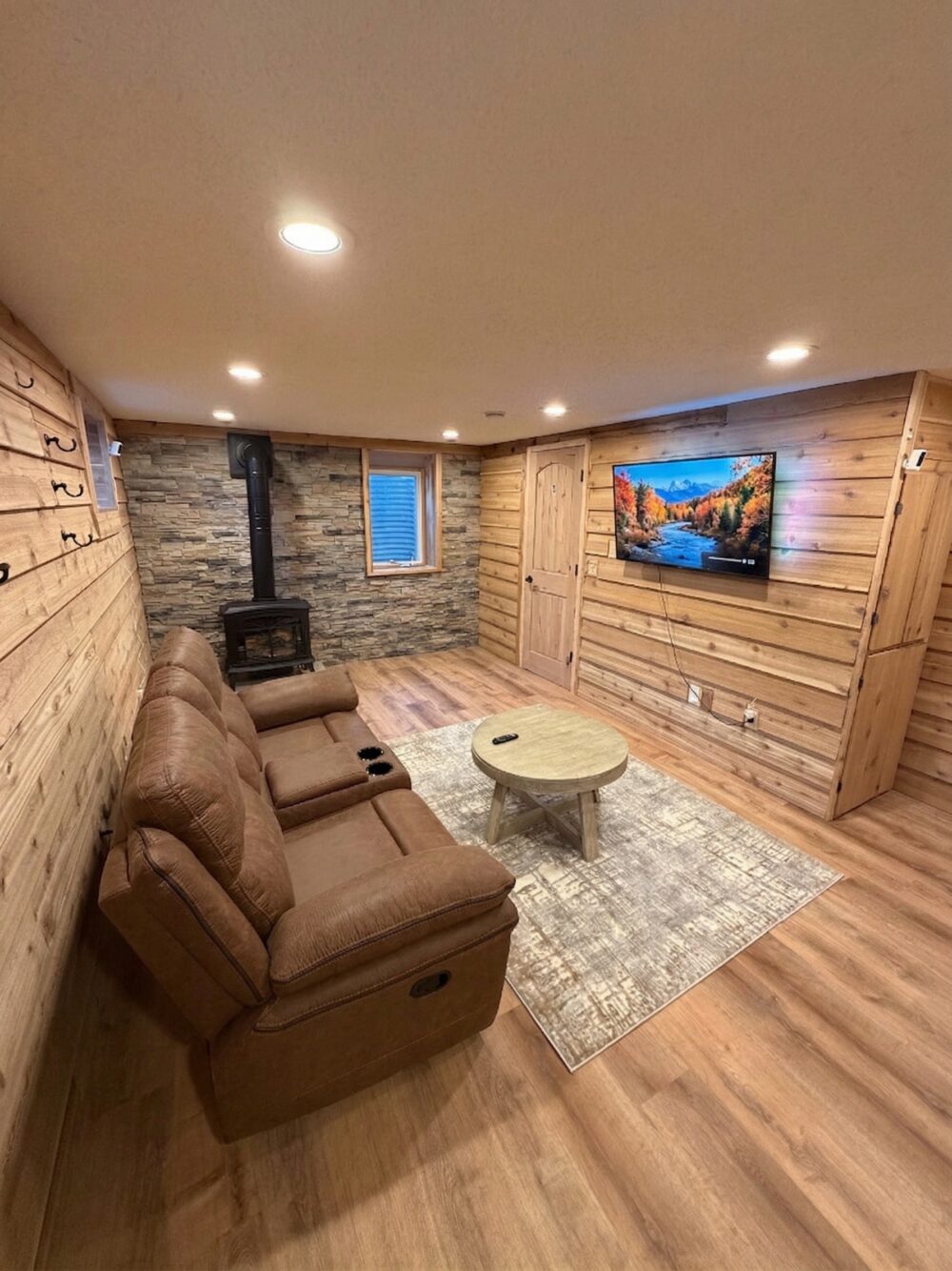 Cozy living room in an assisted living community